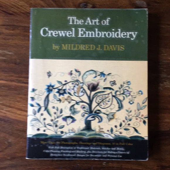 Vintage Bundle of 4 Embroidery Books - Crewel Bullion Stitch Hand Silk Ribbon - Picture 7 of 14